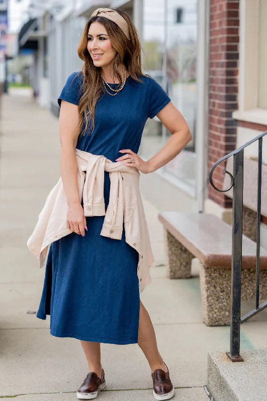 Midi dresses with pleated bodices for a classic and tailored look Vintage Side Slit Midi Tee Dress