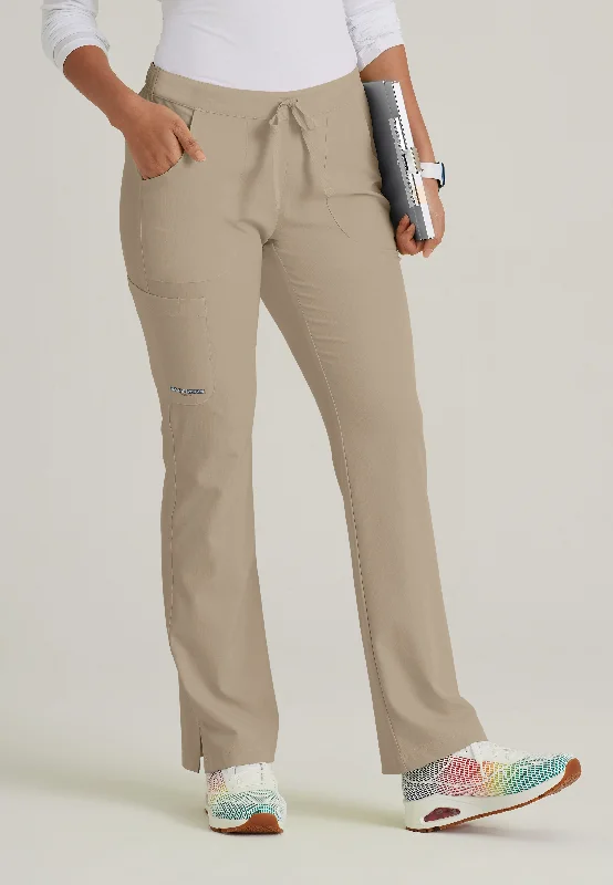 Reliance 3-Pocket Mid-Rise Straight Leg Scrub Pant